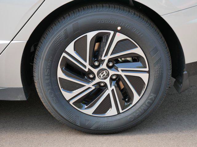New 2026 Hyundai Sonata Blue FWD image 4