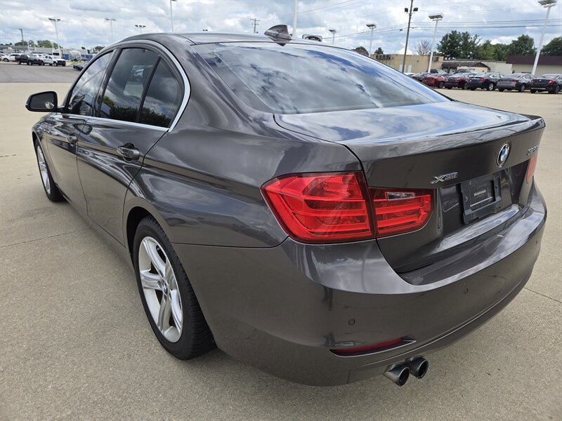 Used 2015 BMW 328i xDrive Sedan AWD/4WD image 5