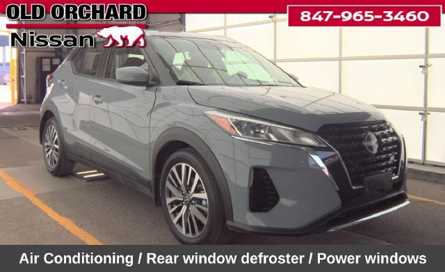 Used 2023 Nissan Kicks SV FWD image 2