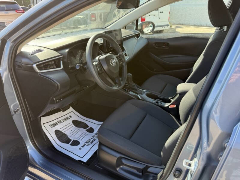 Used 2023 Toyota Corolla LE image 7
