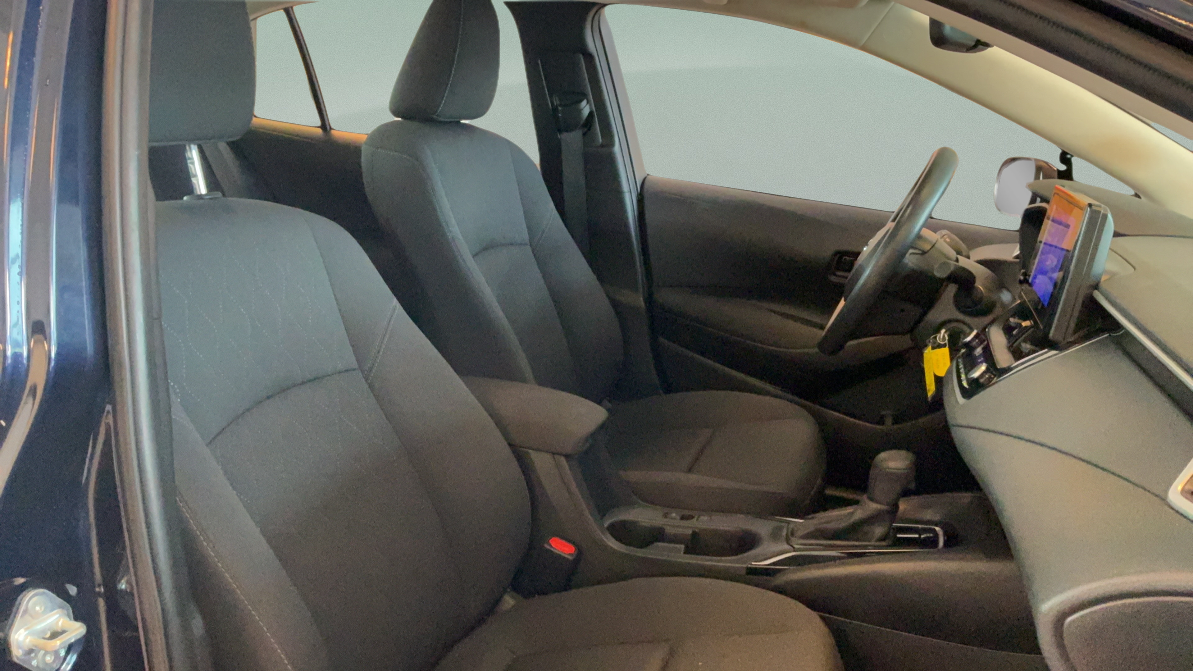 Certified 2024 Toyota Corolla LE FWD image 29