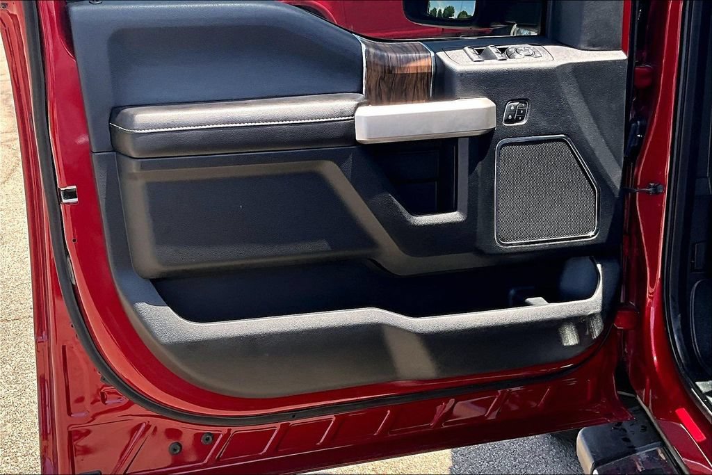 Used 2018 Ford F150 Lariat w/ Equipment Group 502A Luxury AWD/4WD image 20