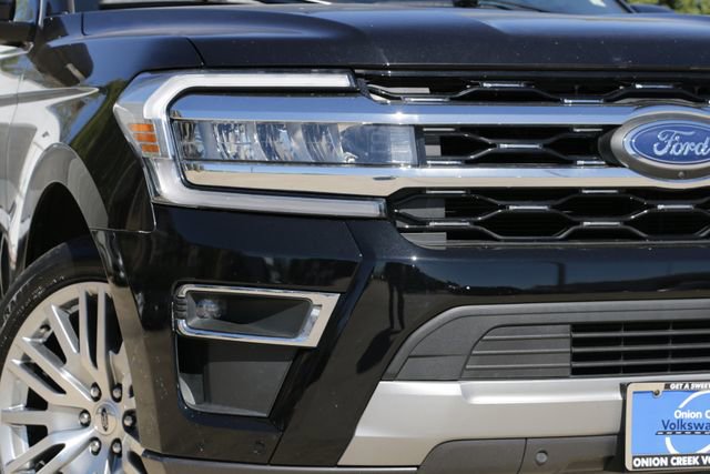 Used 2024 Ford Expedition Limited image 3