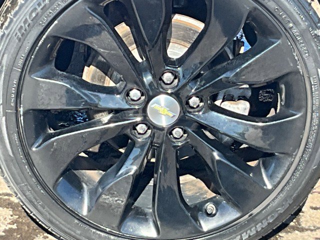 Used 2017 Chevrolet Malibu Premier w/ Premier Sun and Wheel Package image 8