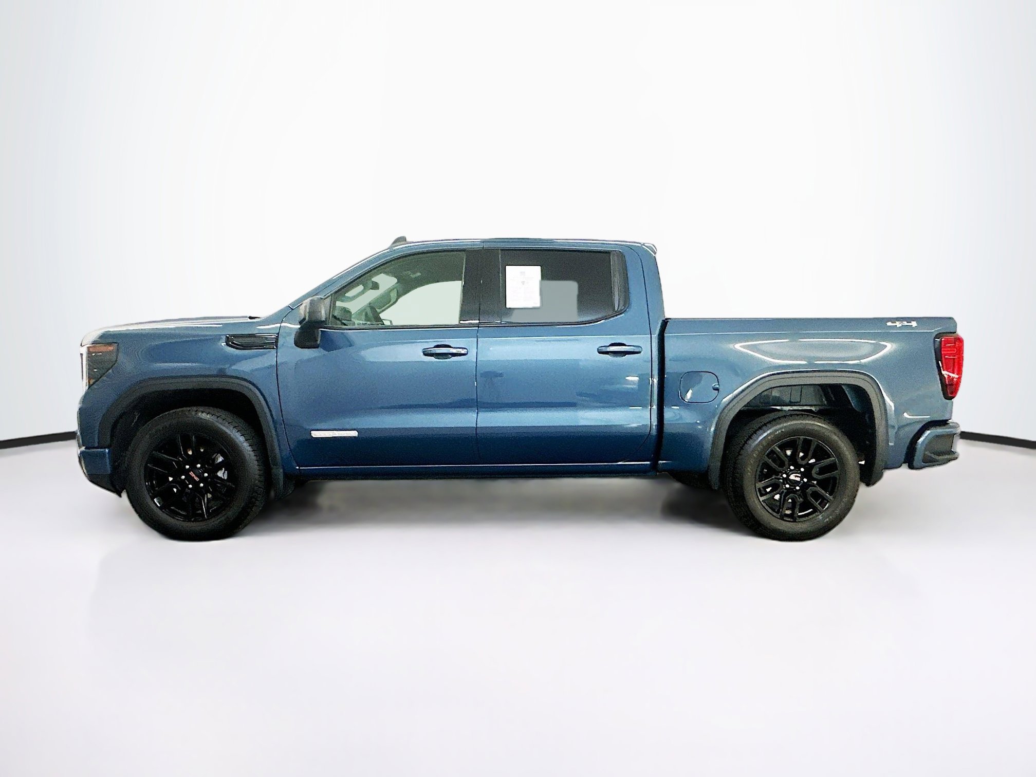 Used 2024 GMC Sierra 1500 Elevation image 4