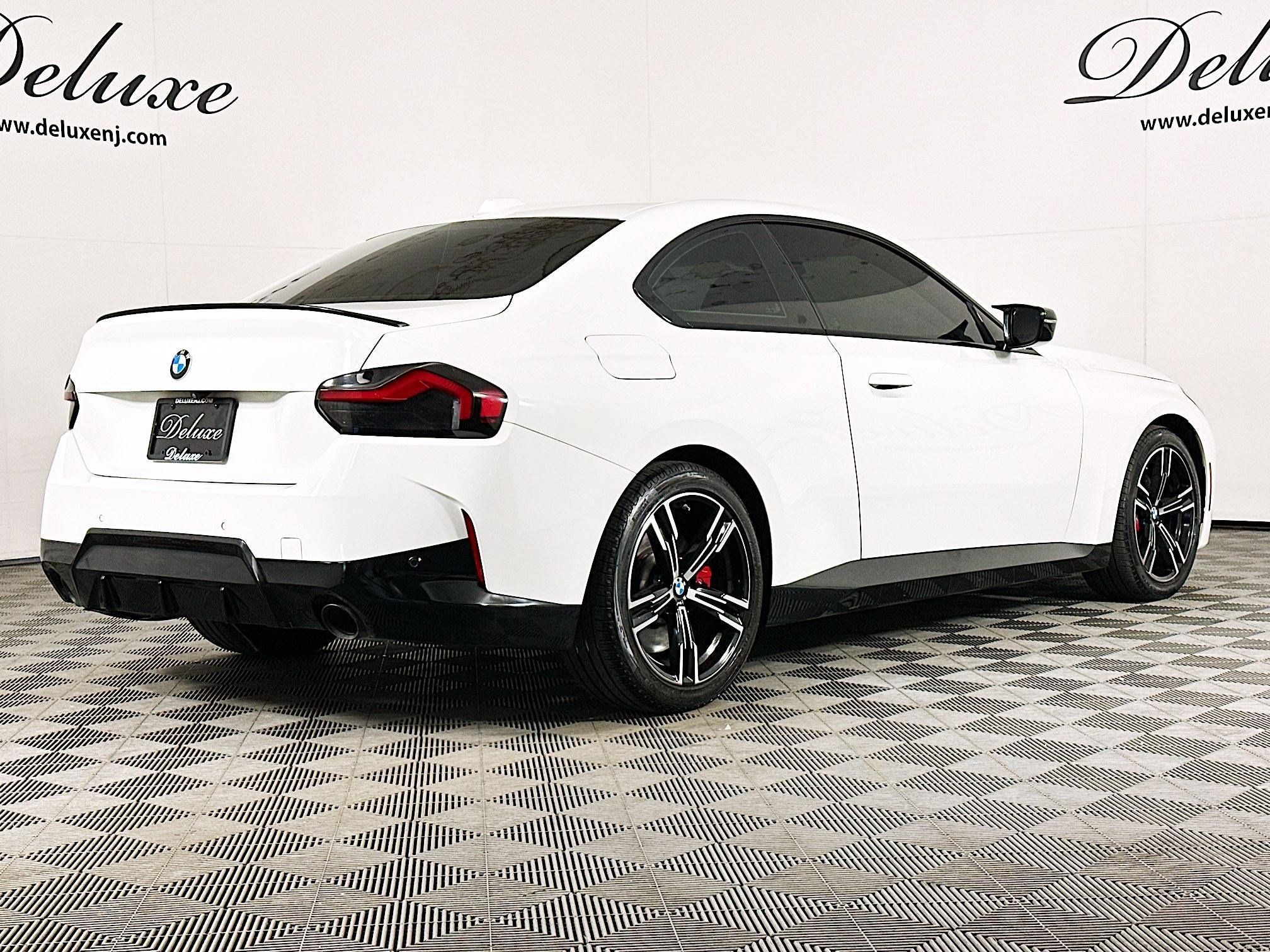Used 2023 BMW 230i xDrive Coupe w/ Premium Package AWD/4WD image 6