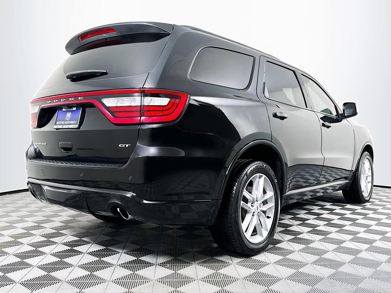 Used 2025 Dodge Durango GT image 7