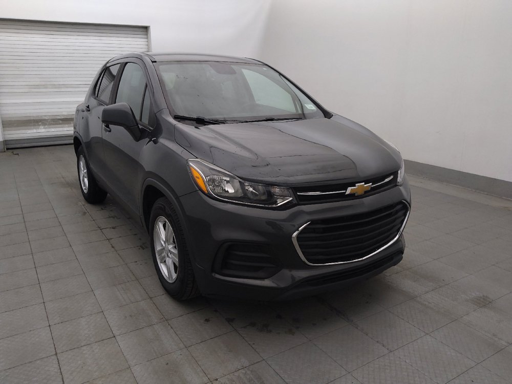 Used 2020 Chevrolet Trax LS w/ Tint and Cruise Package FWD image 13