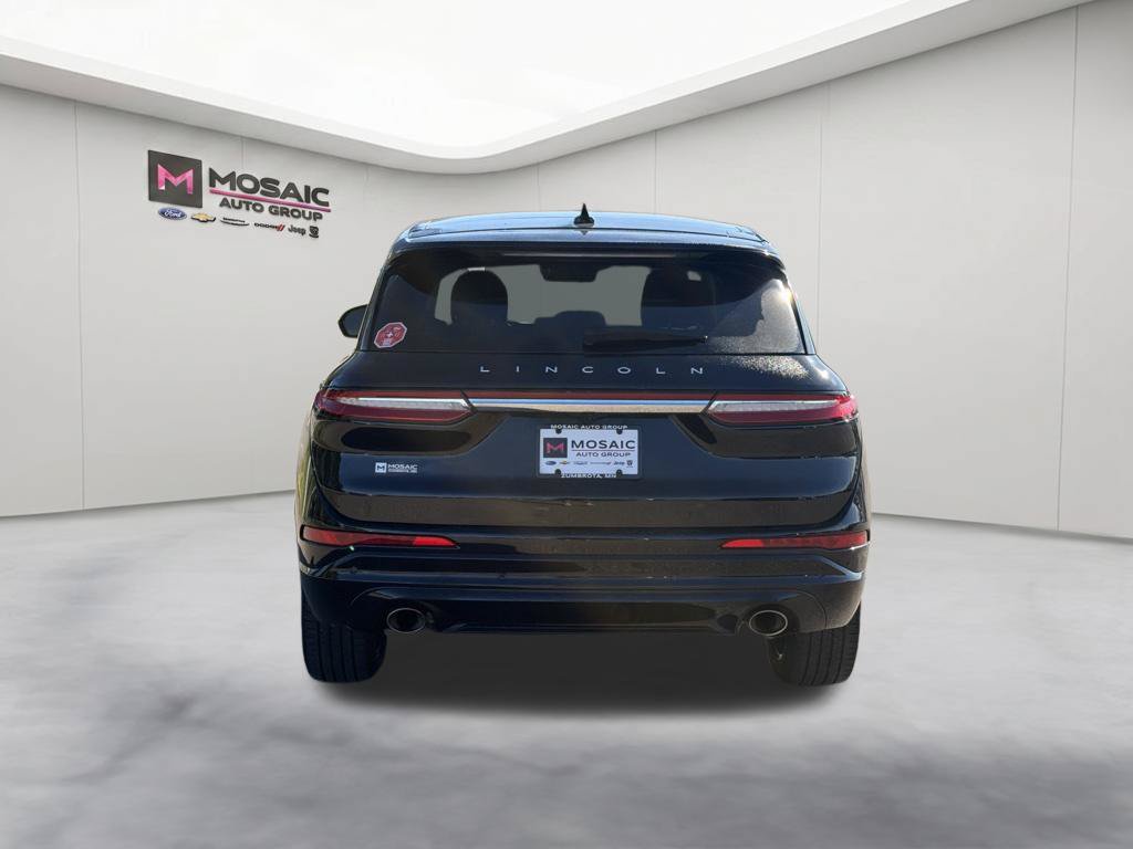 Used 2023 Lincoln Corsair AWD w/ Equipment Group 101A image 6