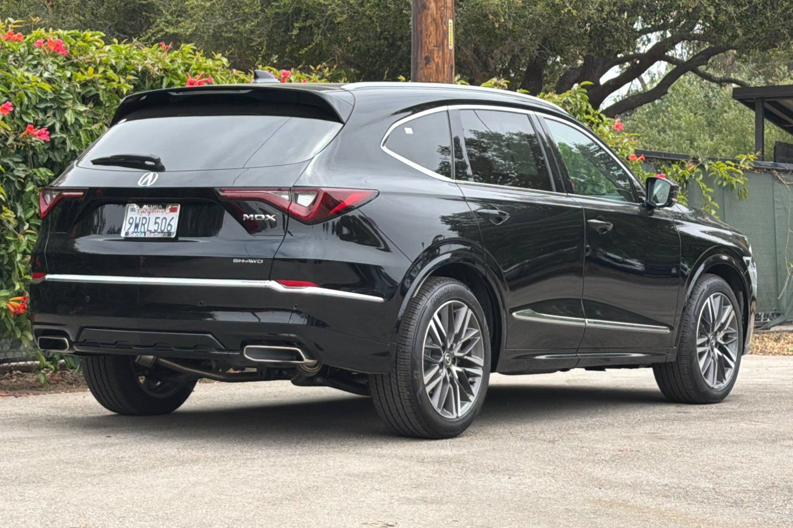 Certified 2026 Acura MDX w/ Advance Package AWD/4WD image 4