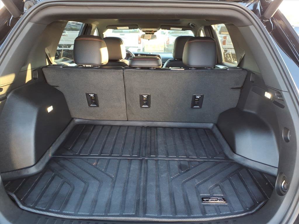 Used 2025 Chevrolet Equinox RS image 7