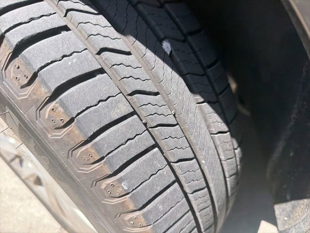 Used 2019 Buick Envision Essence AWD/4WD image 7