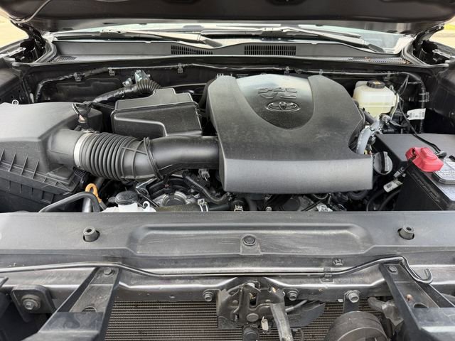 Certified 2021 Toyota Tacoma TRD Pro AWD/4WD image 32