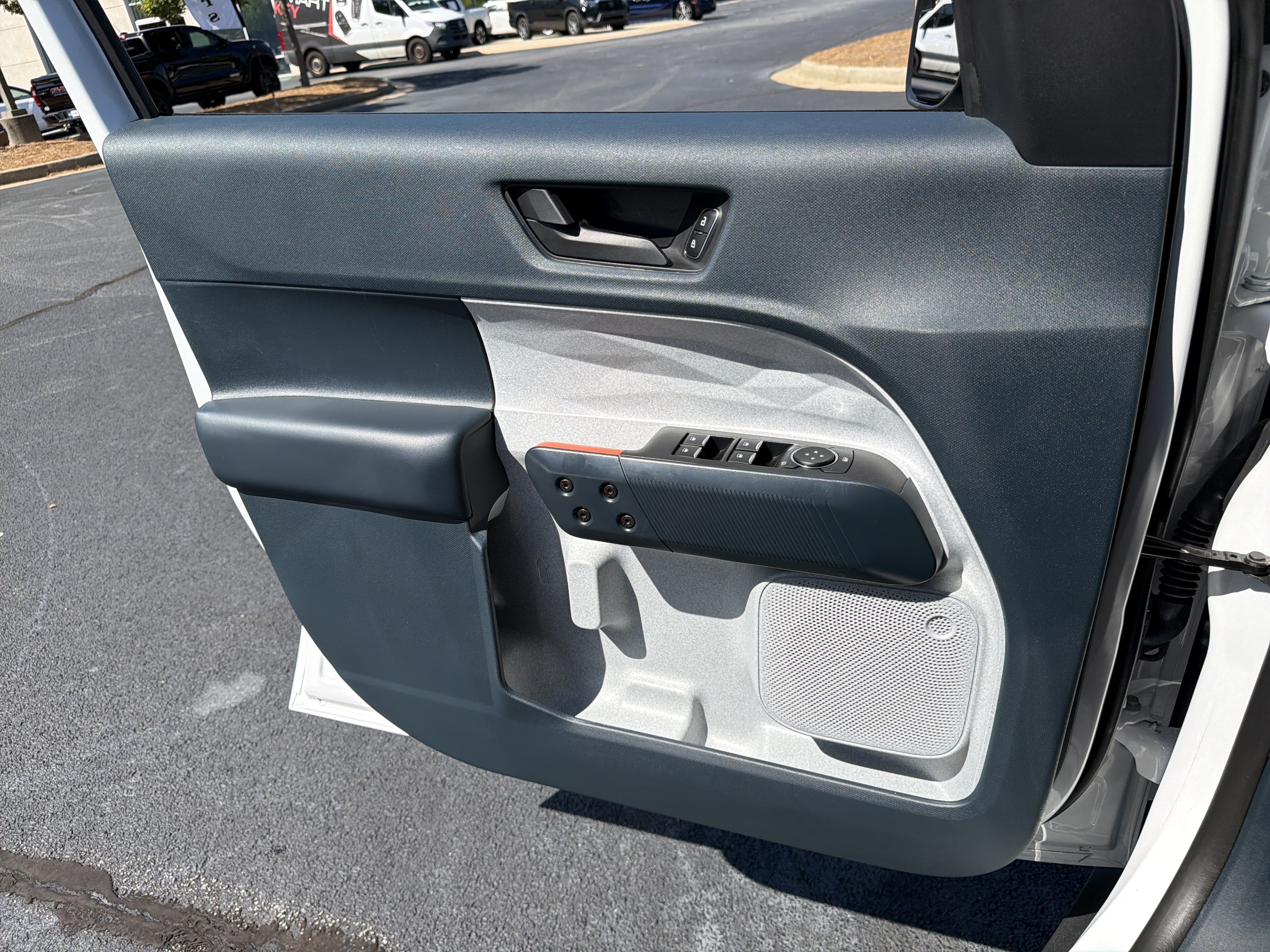 Used 2024 Ford Maverick XLT FWD image 12