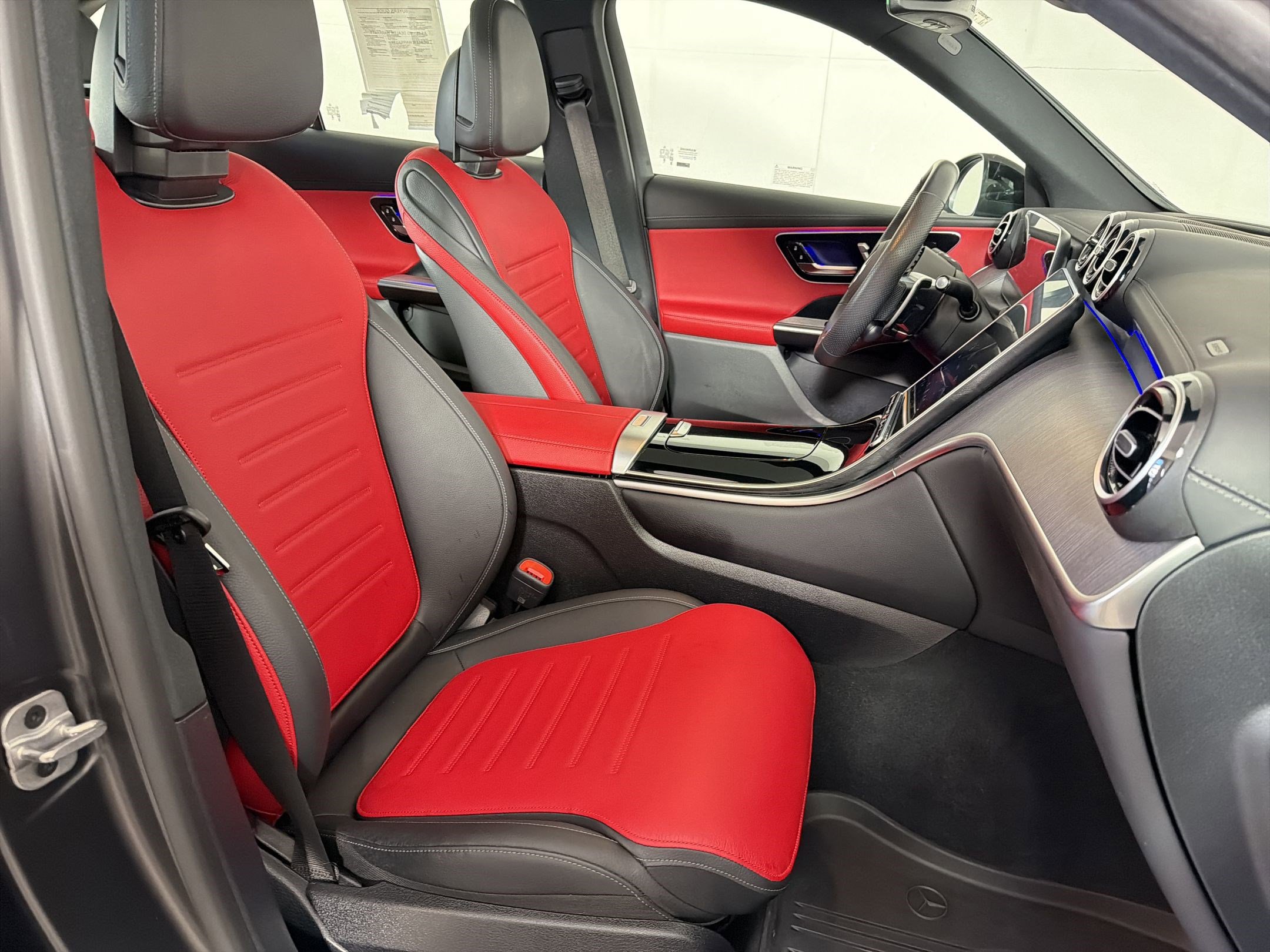 Certified 2024 Mercedes-Benz GLC 43 AMG 4MATIC image 30