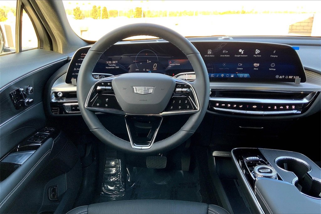 New 2025 Cadillac Lyriq Sport image 23