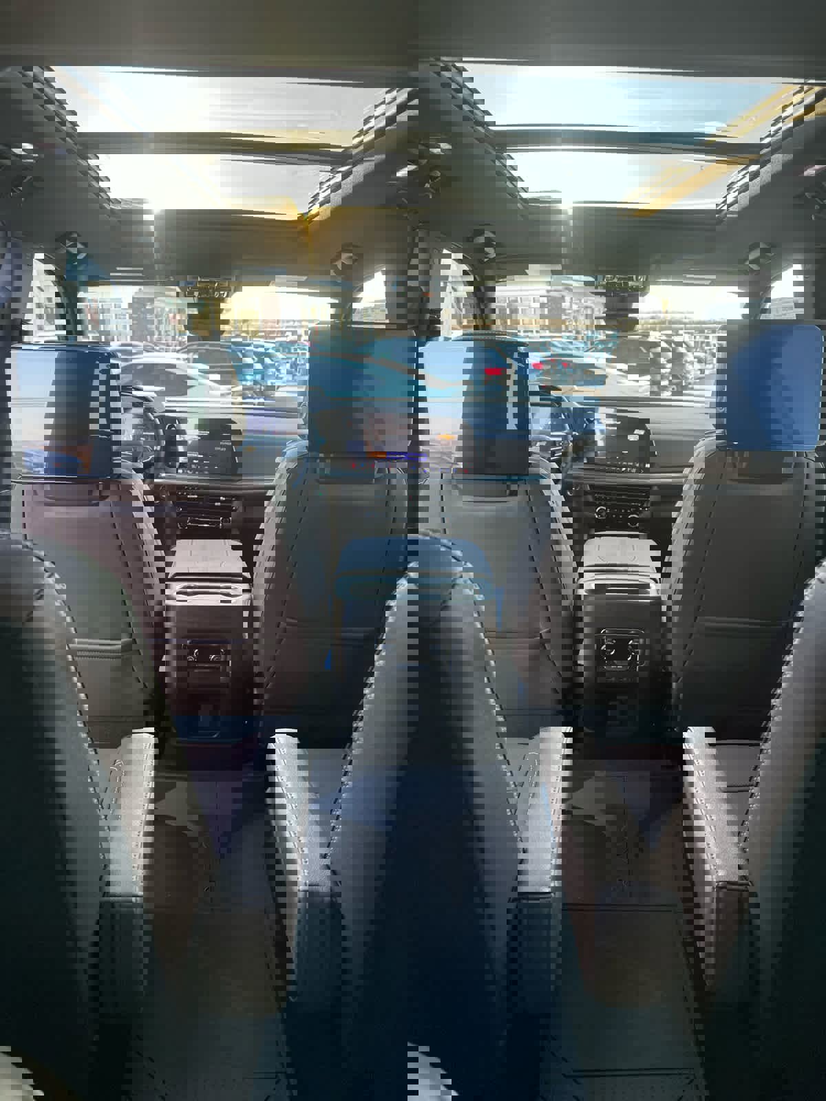 New 2026 Chevrolet Suburban High Country image 10