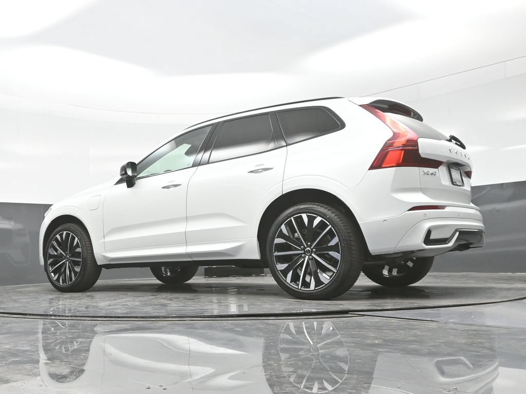New 2026 Volvo XC60 T8 Ultra w/ Protection Package Premier AWD/4WD image 27