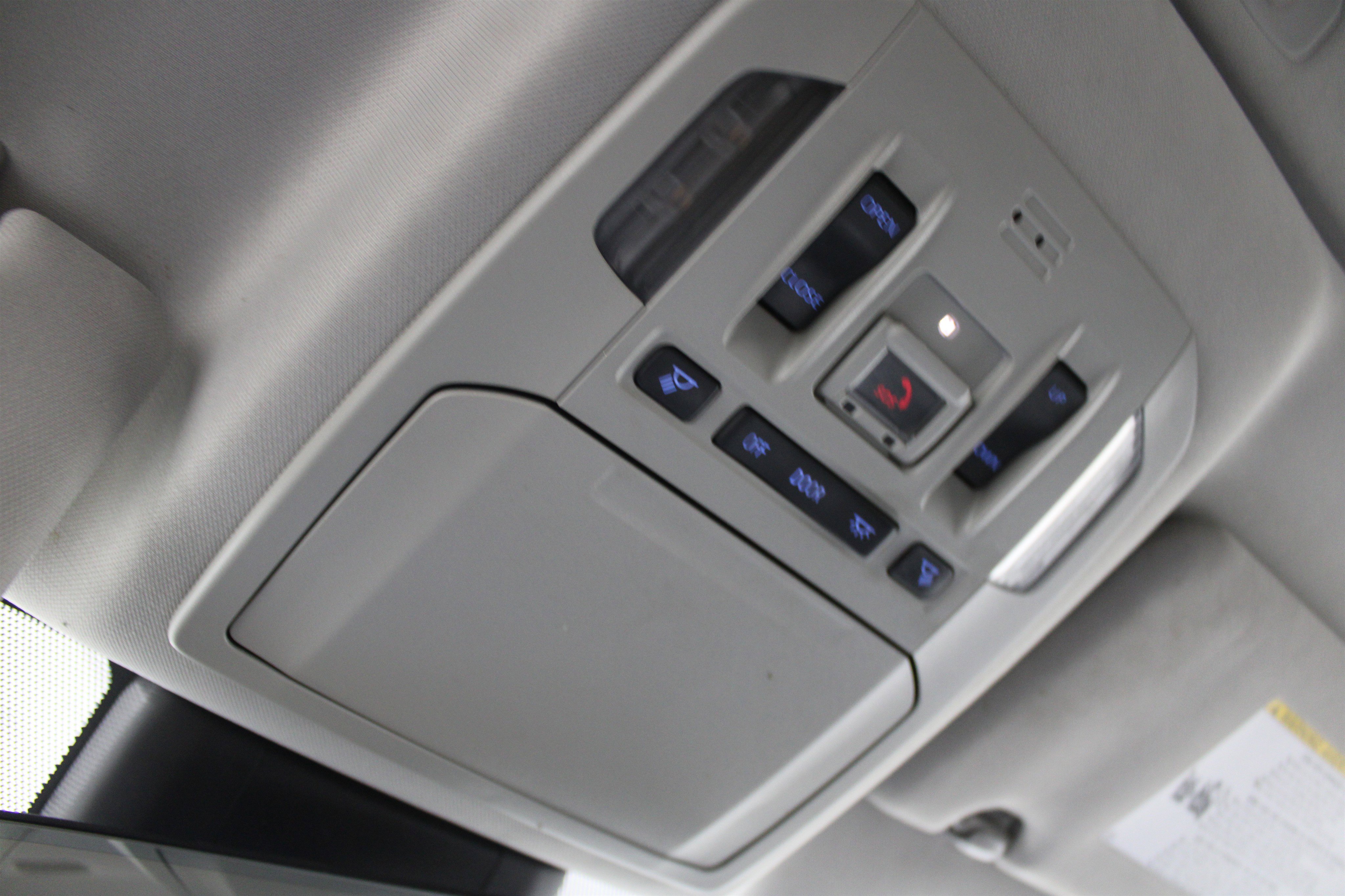 Used 2022 Toyota Highlander XLE image 19