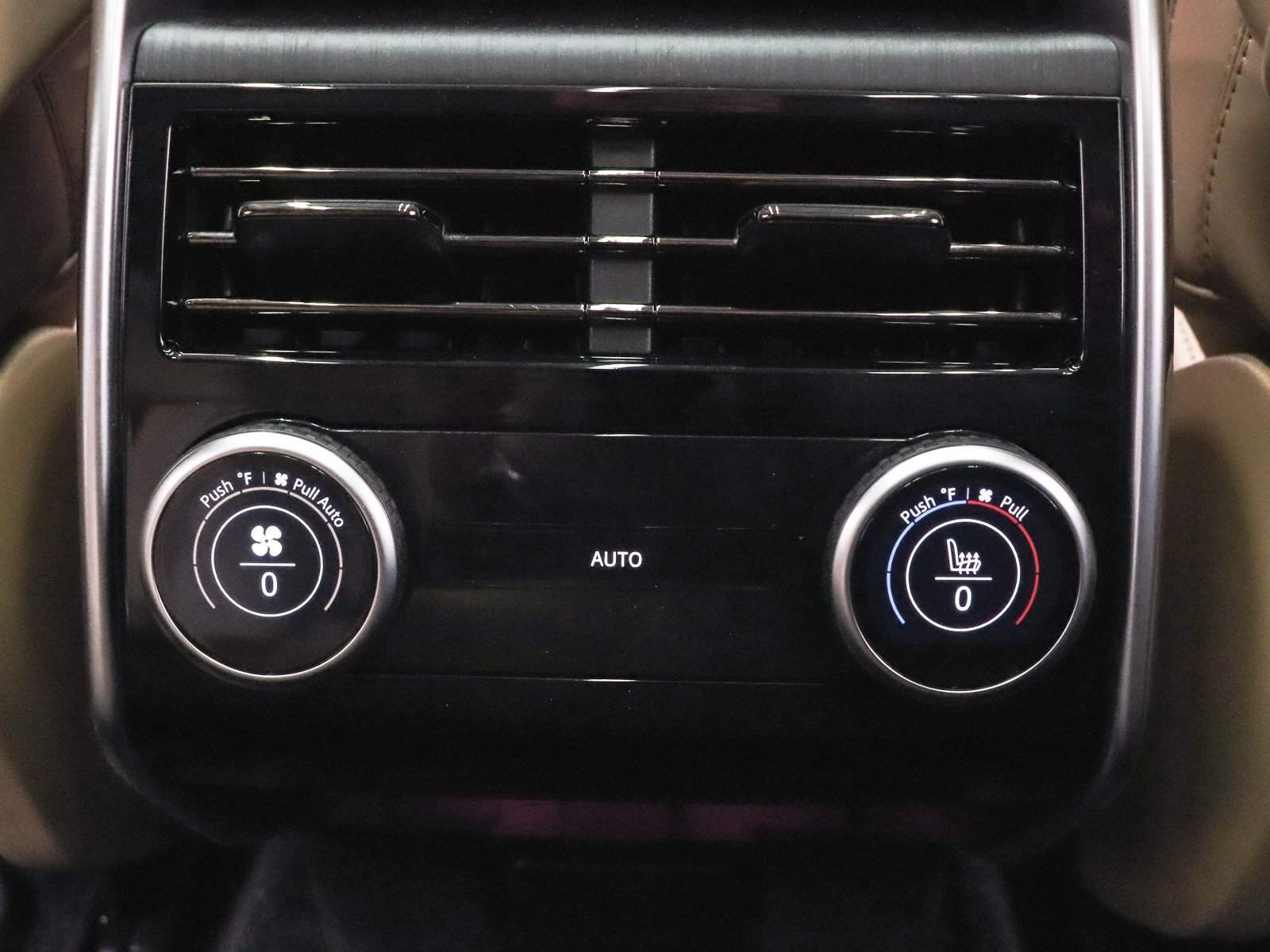 Used 2023 Land Rover Range Rover Long Wheelbase Autobiography image 53