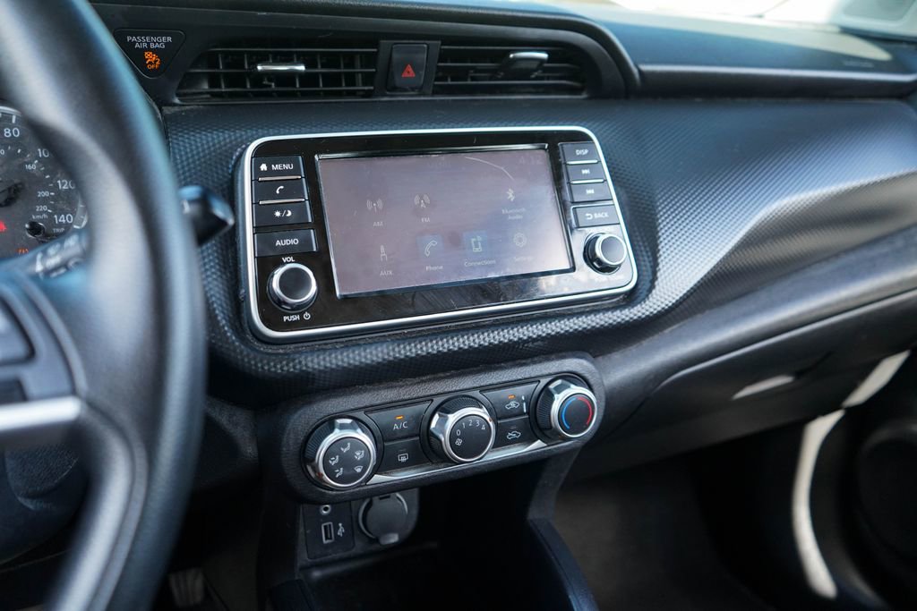 Used 2022 Nissan Kicks S FWD image 8