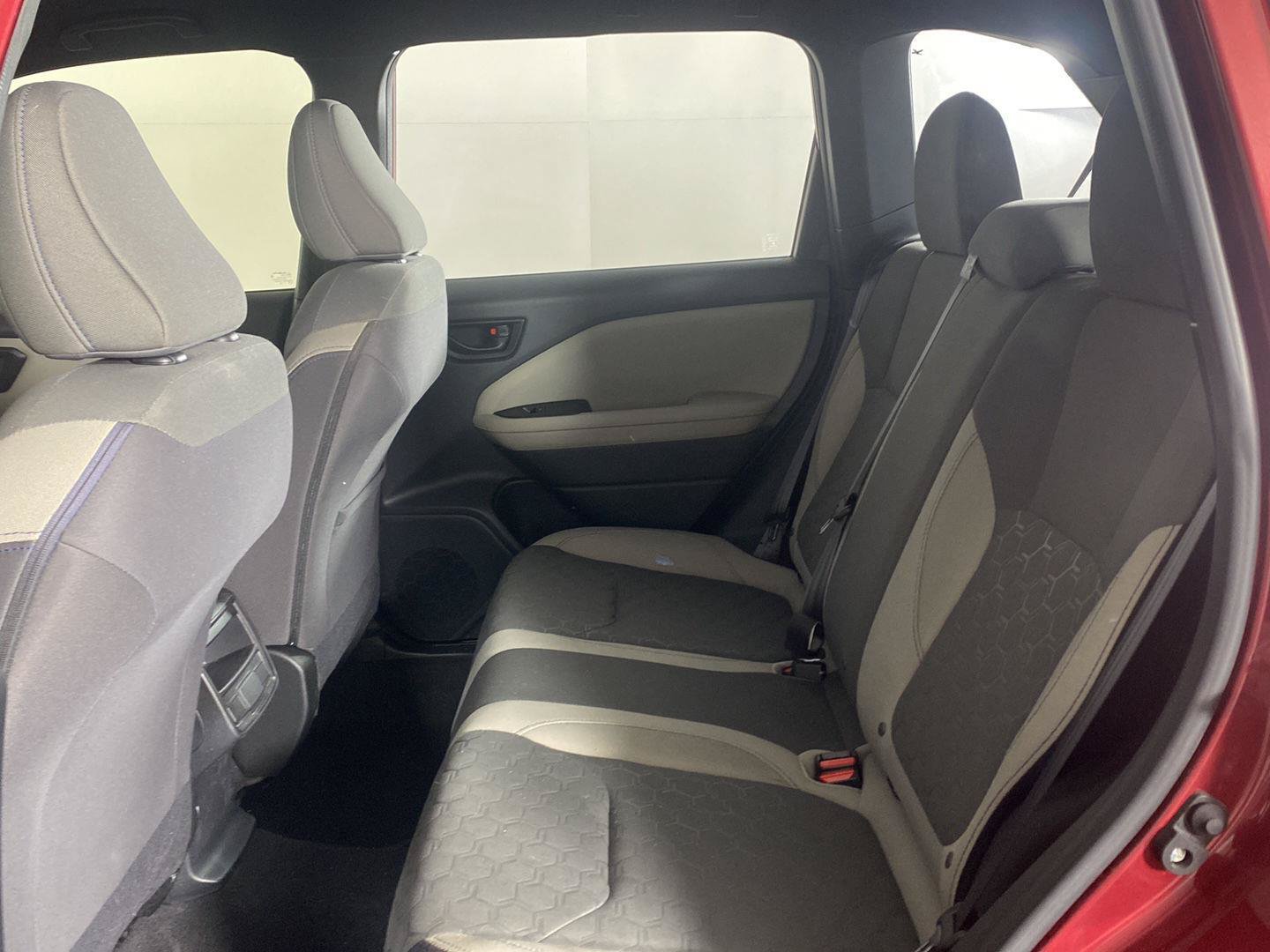 Used 2025 Subaru Forester AWD/4WD image 15