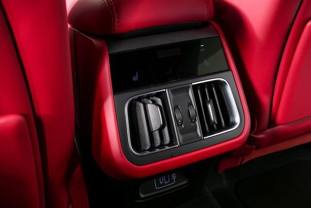 New 2026 Maserati Grecale Folgore AWD/4WD image 21