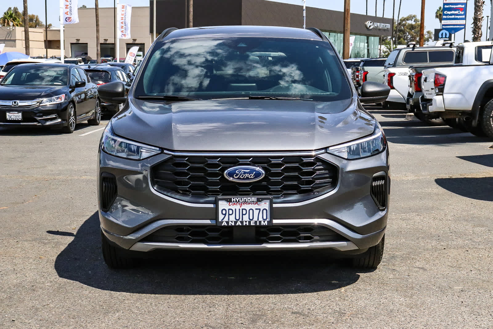Used 2024 Ford Escape ST-Line w/ Equipment Group 301A FWD image 2