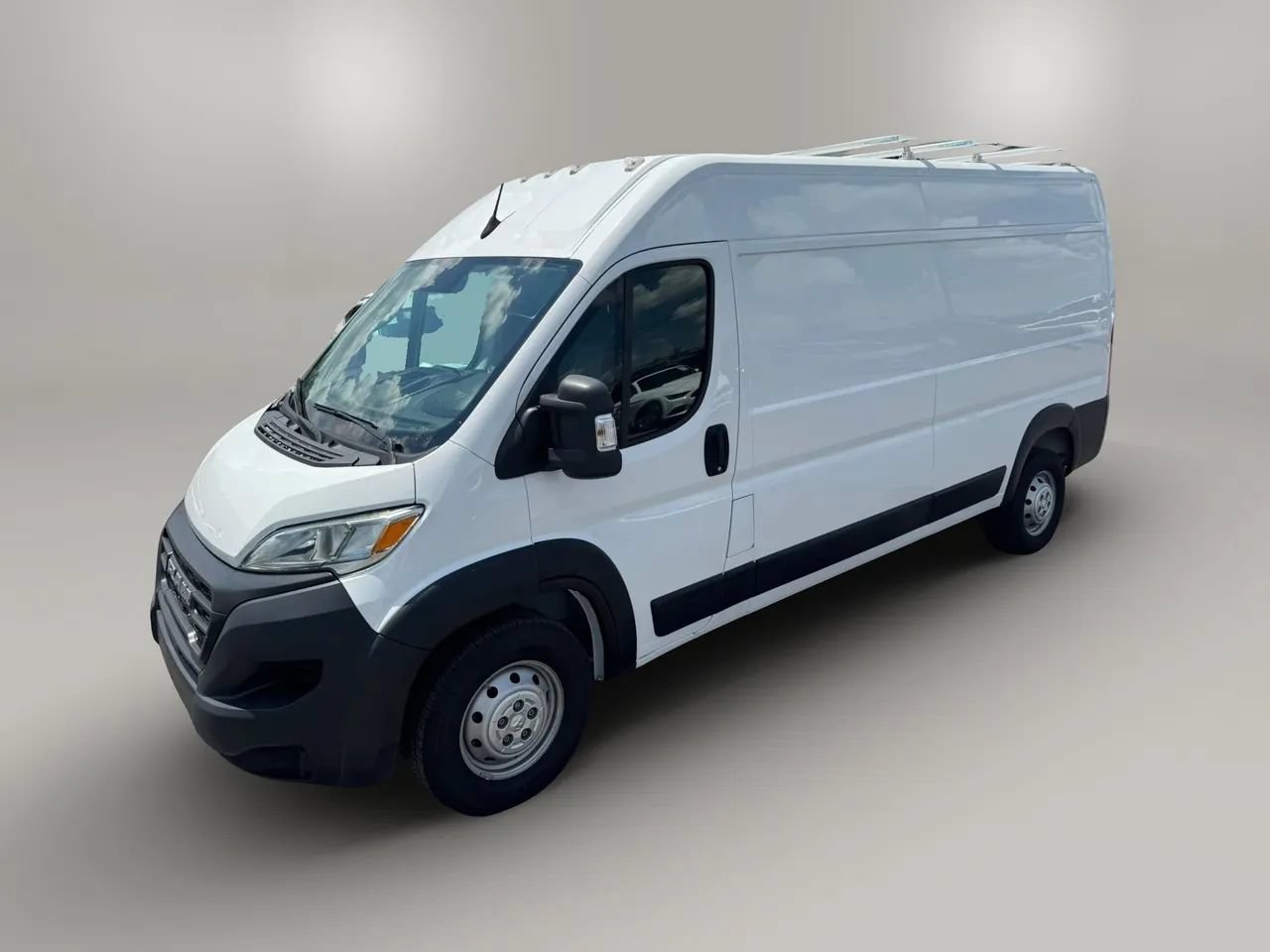 Used 2023 RAM ProMaster 2500 FWD image 7