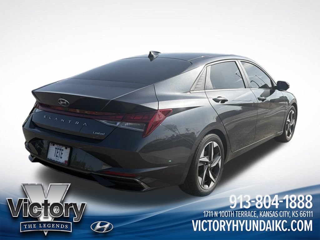 Used 2021 Hyundai Elantra Limited FWD image 5