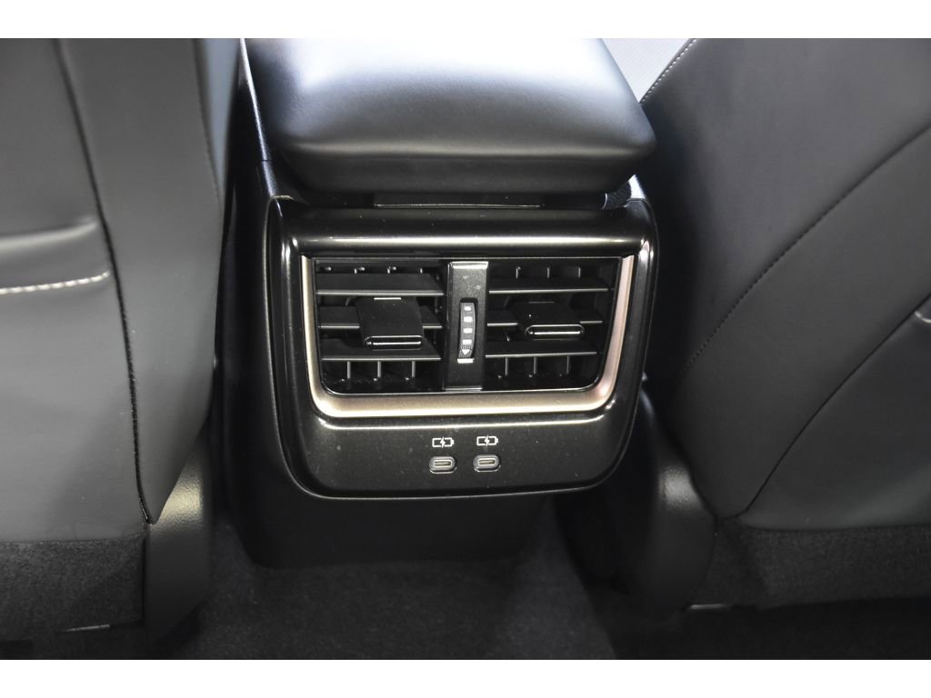 Used 2024 Toyota Crown Platinum image 15