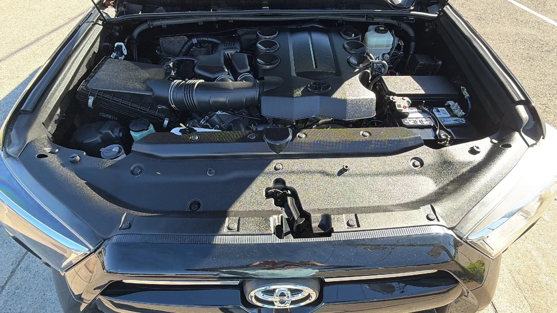 Used 2021 Toyota 4Runner SR5 AWD/4WD image 23