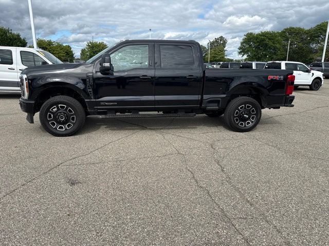 Certified 2024 Ford F250 Lariat w/ Lariat Ultimate Package AWD/4WD image 3