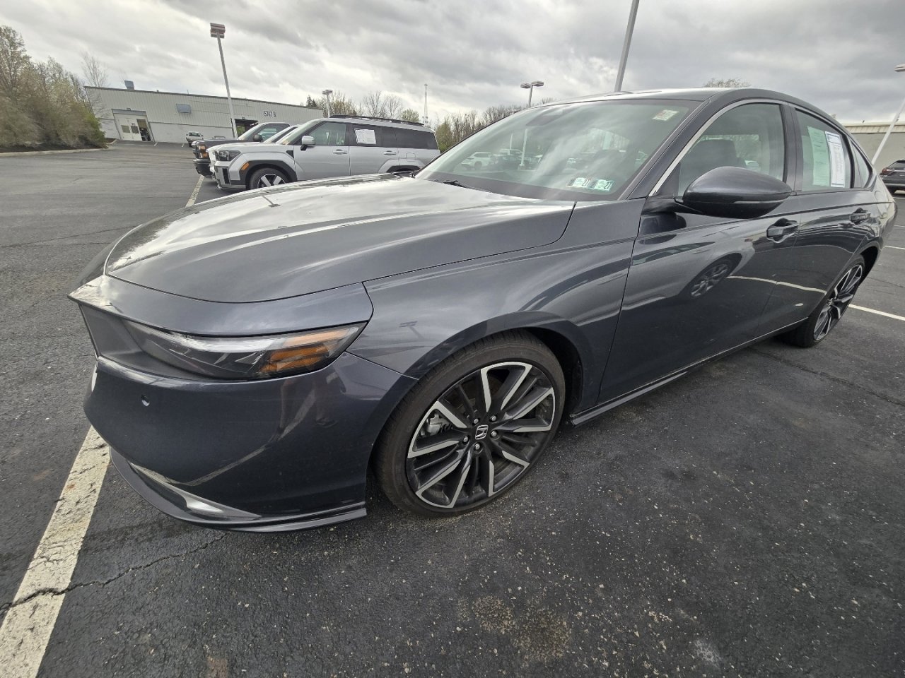 Used 2024 Honda Accord Touring image 4