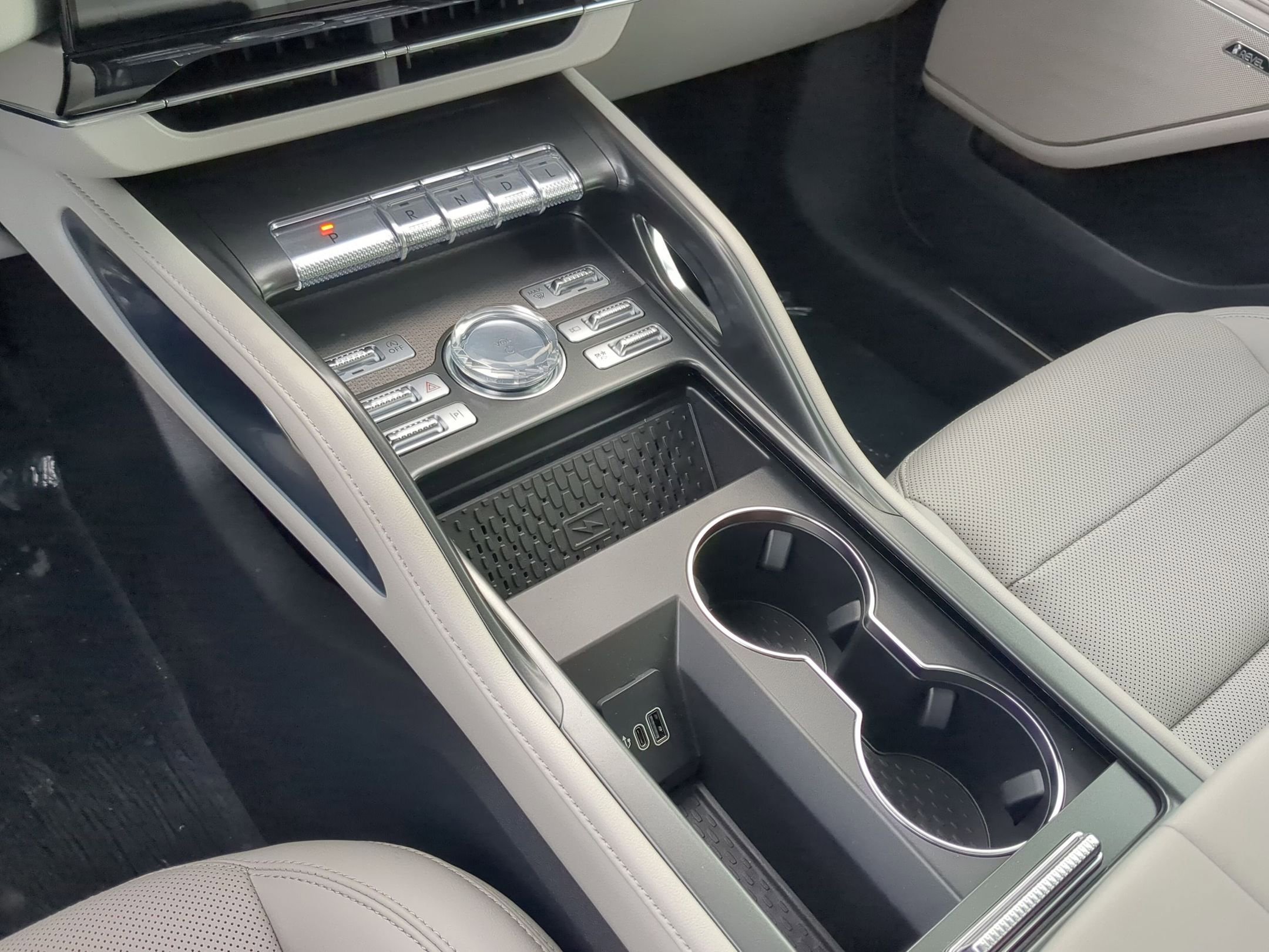 New 2026 Lincoln Nautilus Premier w/ Equipment Group 102A AWD/4WD image 20