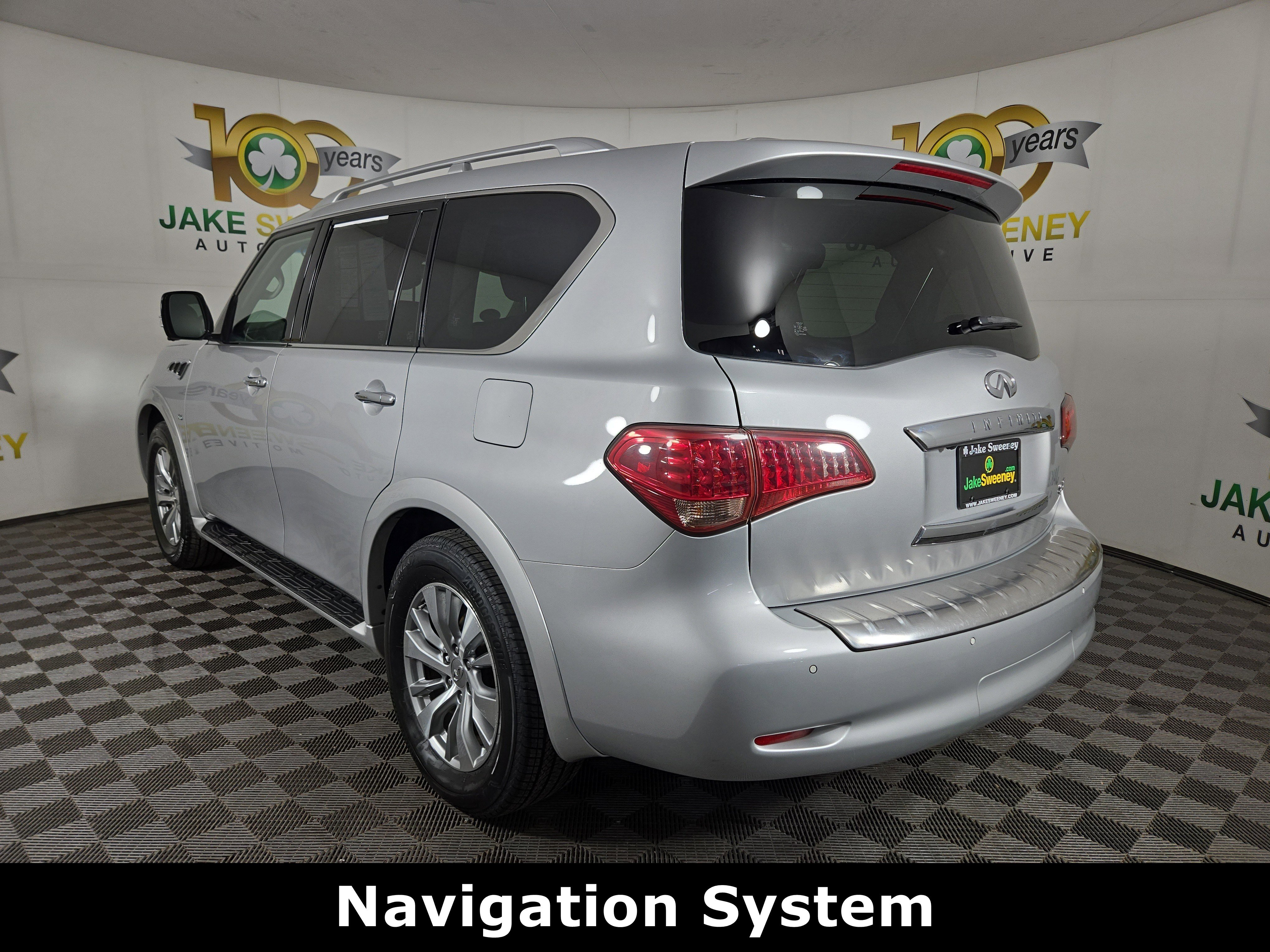 Used 2017 INFINITI QX80 4WD w/ Driver Assistance Package image 6