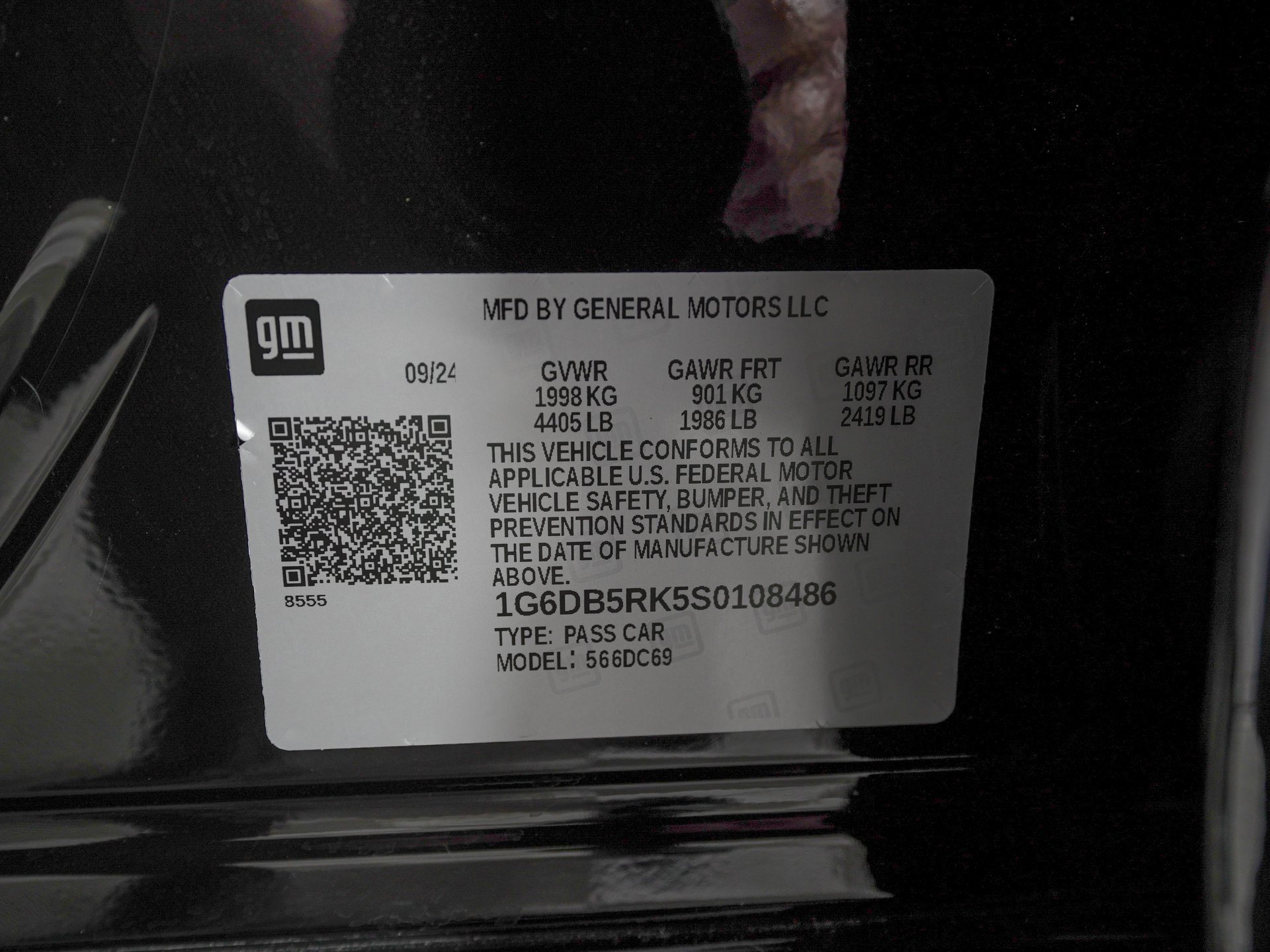 Used 2025 Cadillac CT4 Premium Luxury image 33