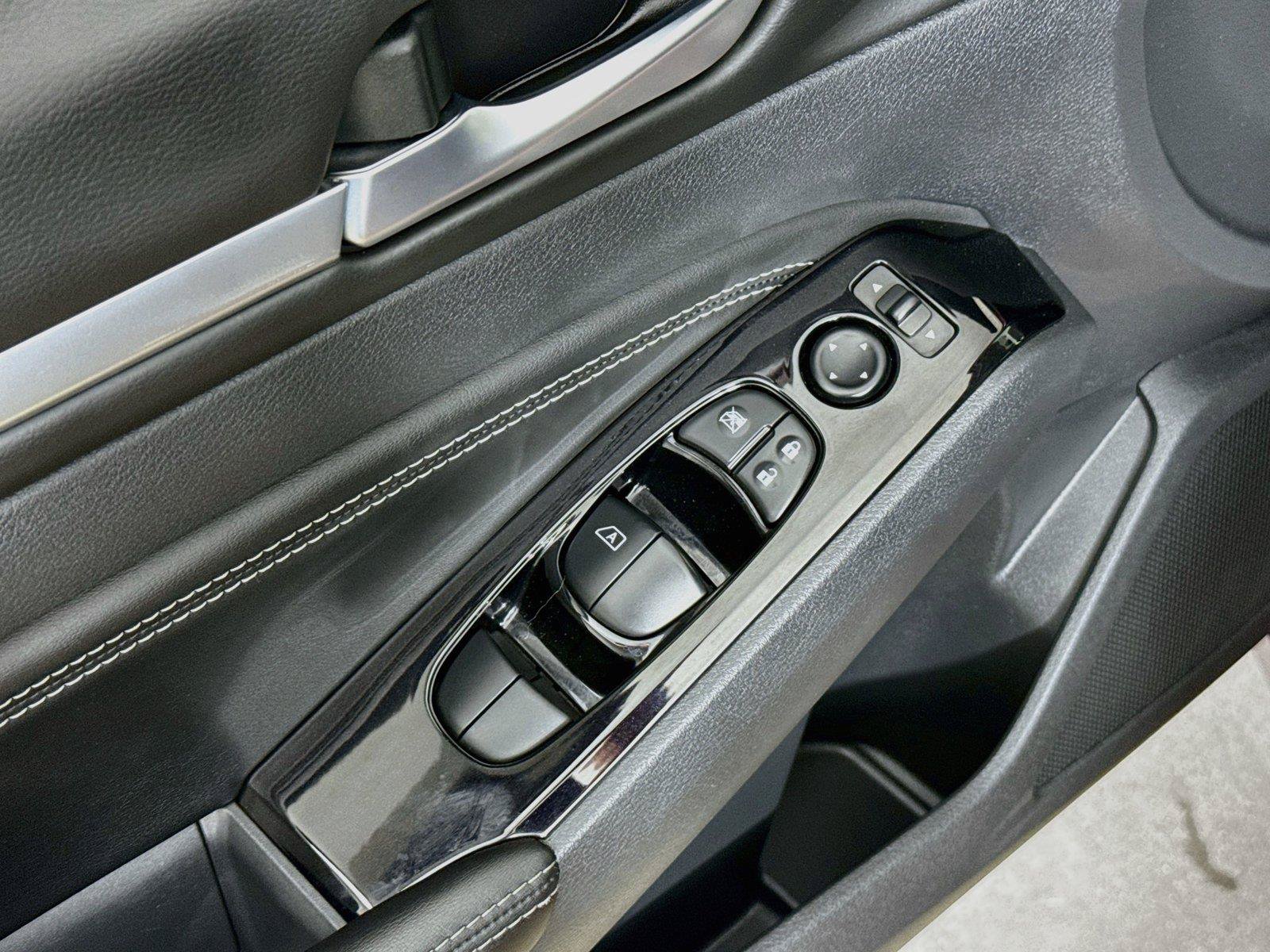 Used 2023 Nissan Altima 2.5 SL FWD image 21