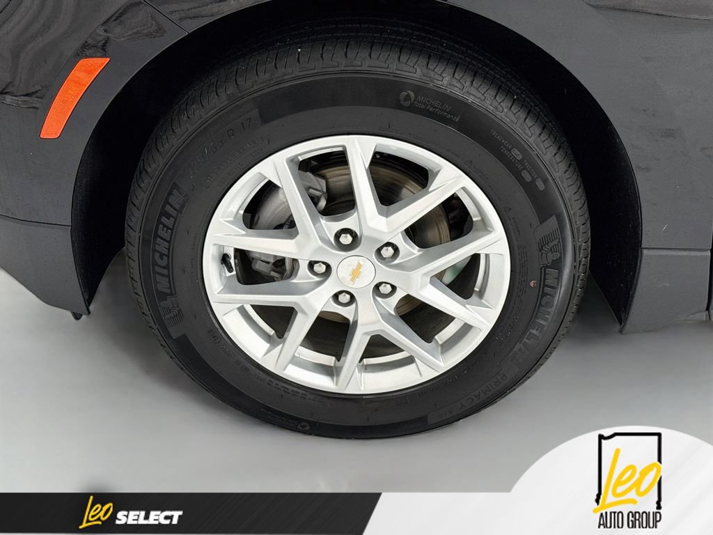 Used 2024 Chevrolet Equinox LT FWD image 35