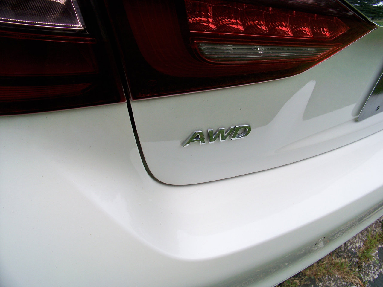 Used 2018 INFINITI Q50 Luxe w/ Cargo Package (L95) image 32