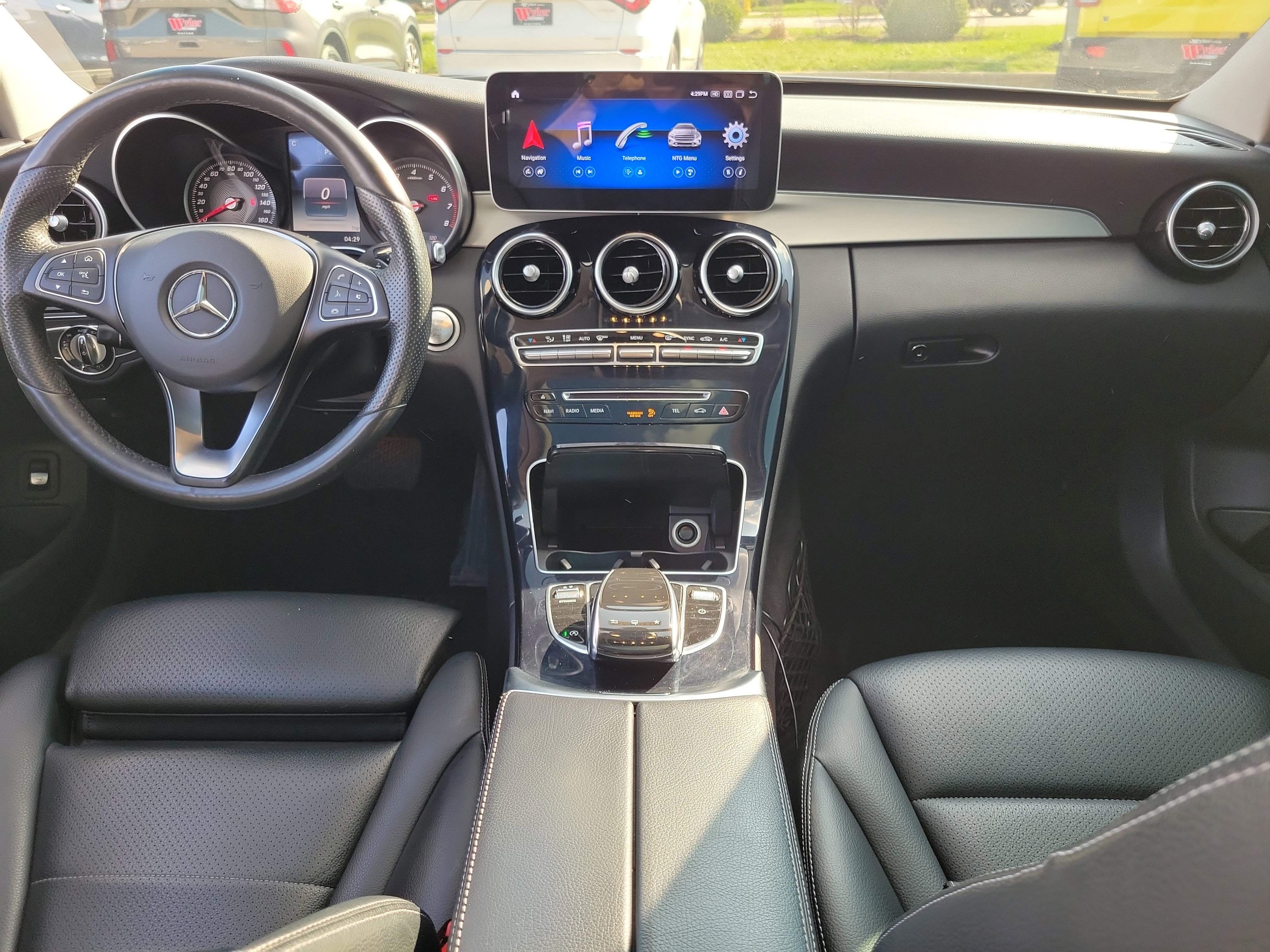 Used 2016 Mercedes-Benz C 300 4MATIC Sedan image 10