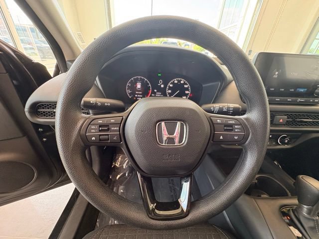 Used 2025 Honda HR-V LX image 19