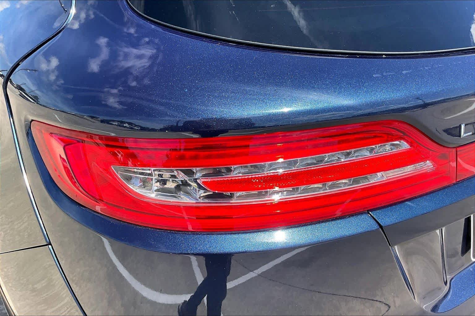 Used 2017 Lincoln MKC Reserve FWD image 27