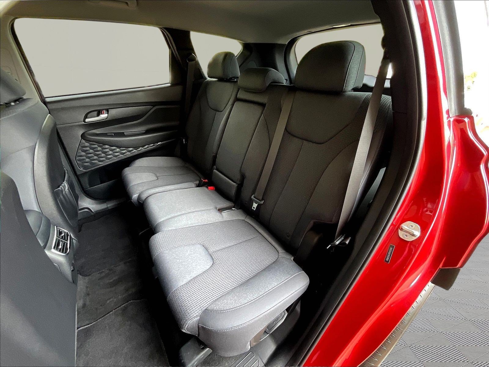 Used 2023 Hyundai Santa Fe SEL FWD image 21