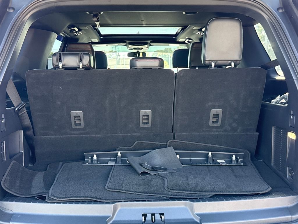 Certified 2022 Ford Expedition Limited image 10