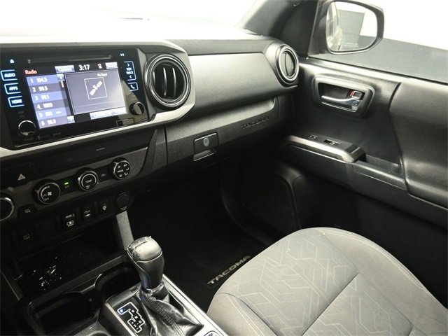 Used 2019 Toyota Tacoma TRD Sport image 30