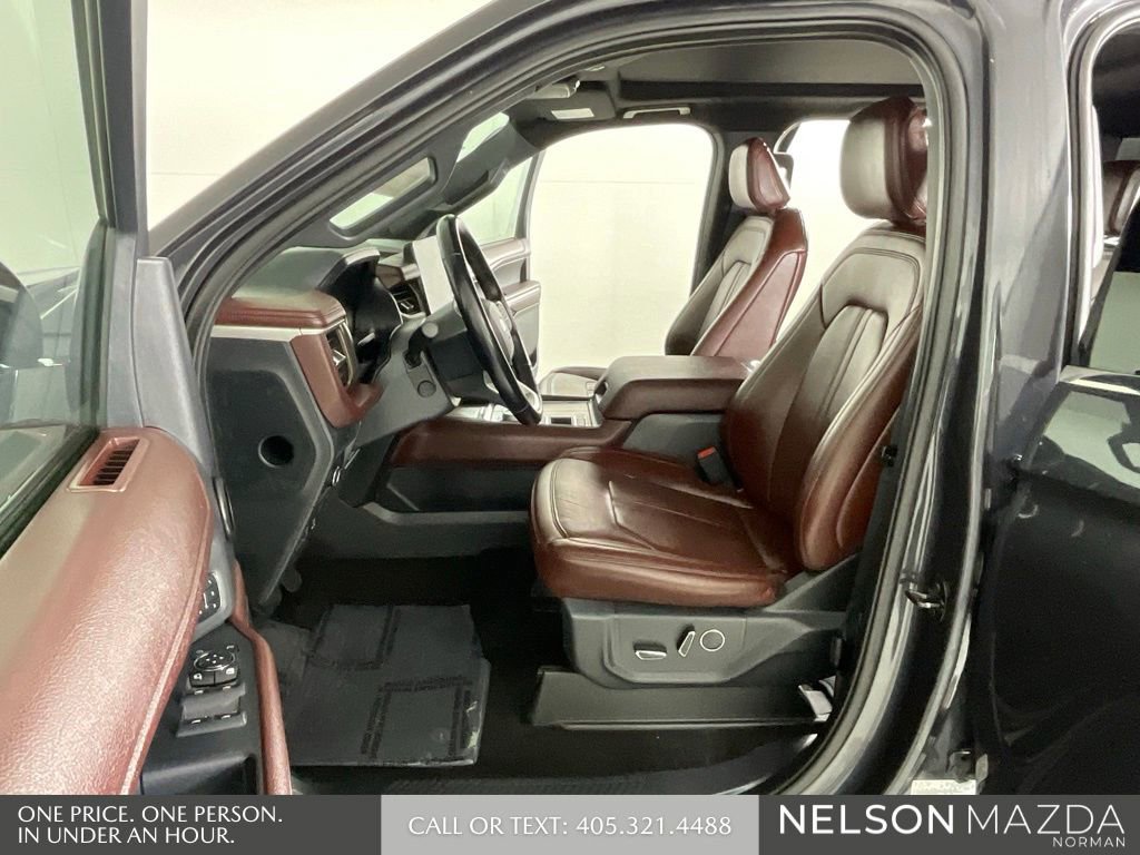 Used 2022 Ford Expedition Limited RWD image 12