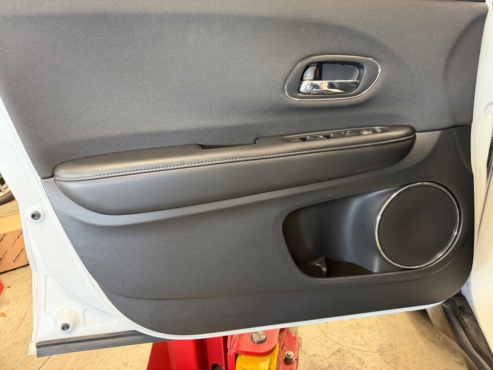 Used 2022 Honda HR-V EX image 27