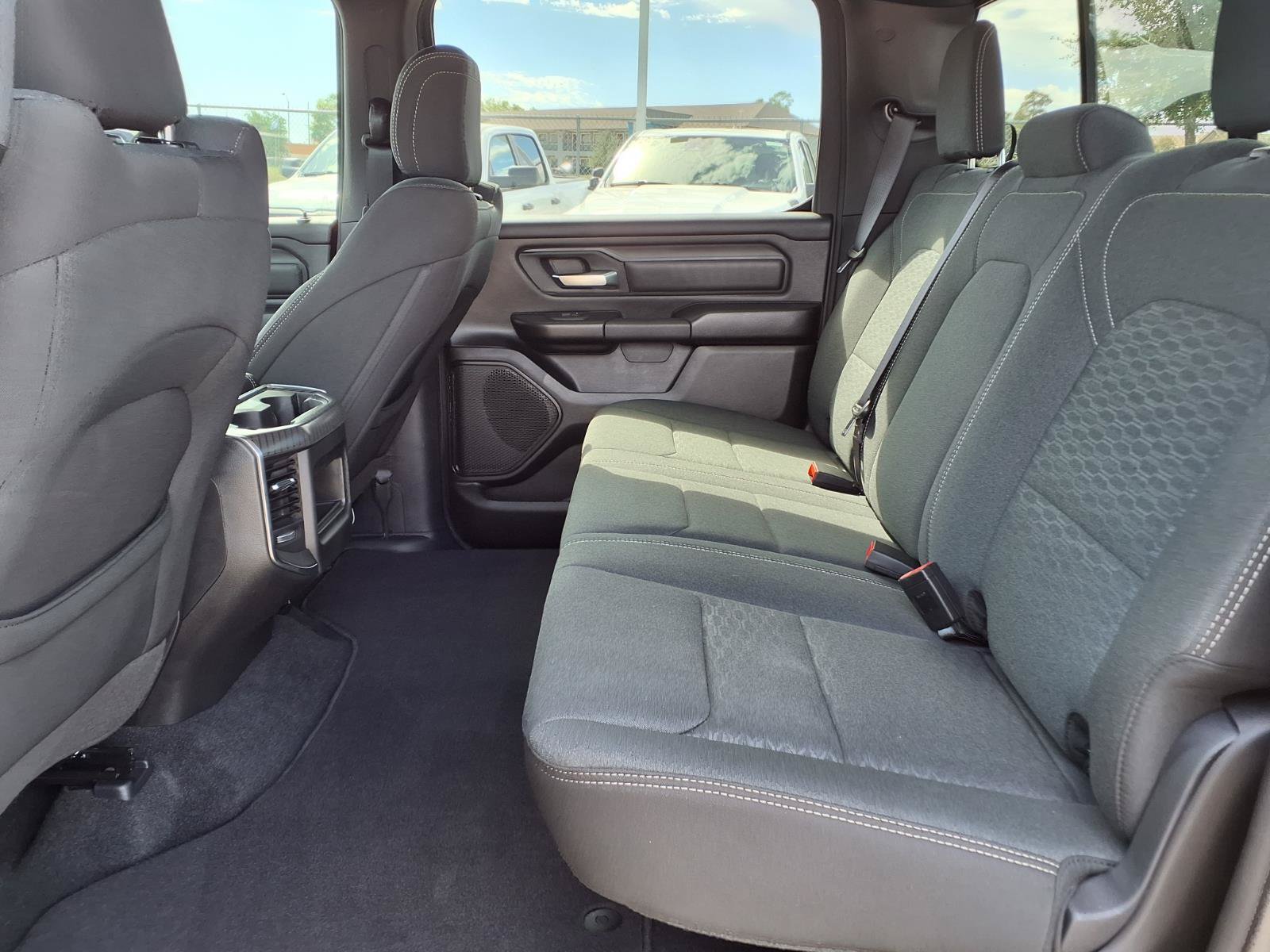 New 2027 RAM 1500 Express AWD/4WD image 15