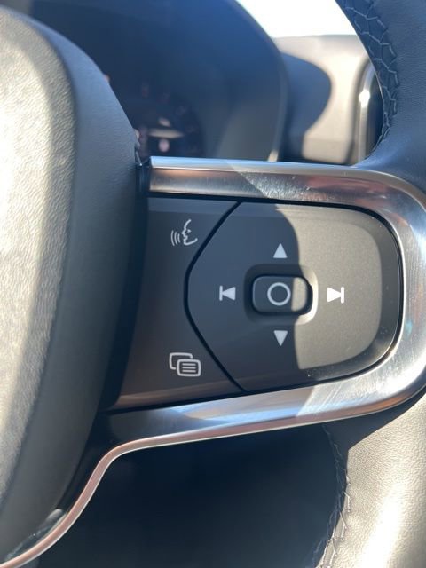 New 2025 Volvo XC40 B5 Core w/ Climate Package image 16